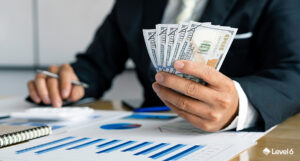 Fixed vs Variable Bonuses - Which Is a Better Sales Incentive