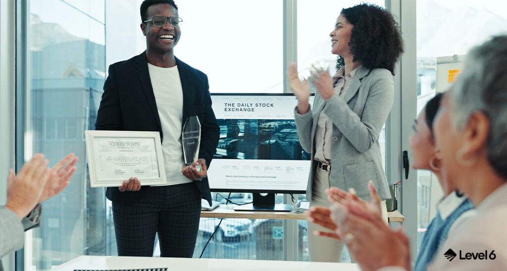 How to Use Spot Bonuses to Reward Your Top Employees