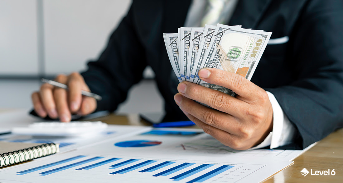 Fixed vs Variable Bonuses – Which Is a Better Sales Incentive?